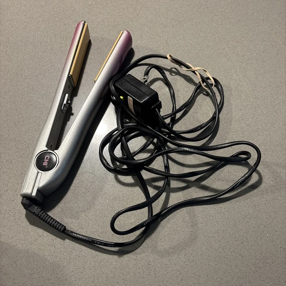 CHI Global Beauty Network GF1001 1 Inch Ceramic Flat Iron Hair Straightener